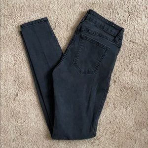 Black Skinny Jeans